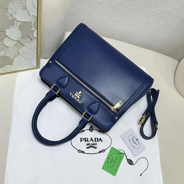 Prada Handbags 049 - Click Image to Close